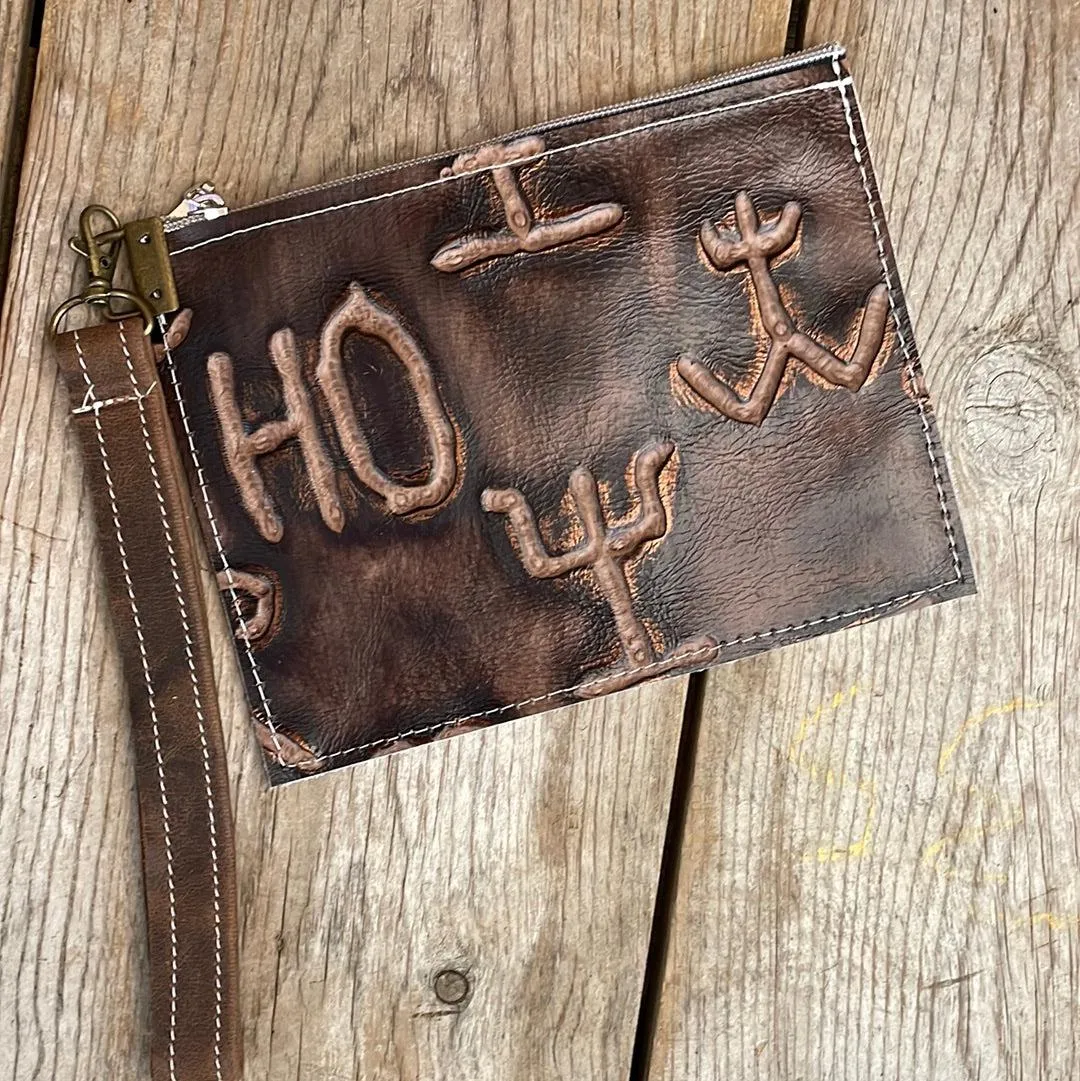 102 Make-up bag - Brindle w/ Mahogany Brands