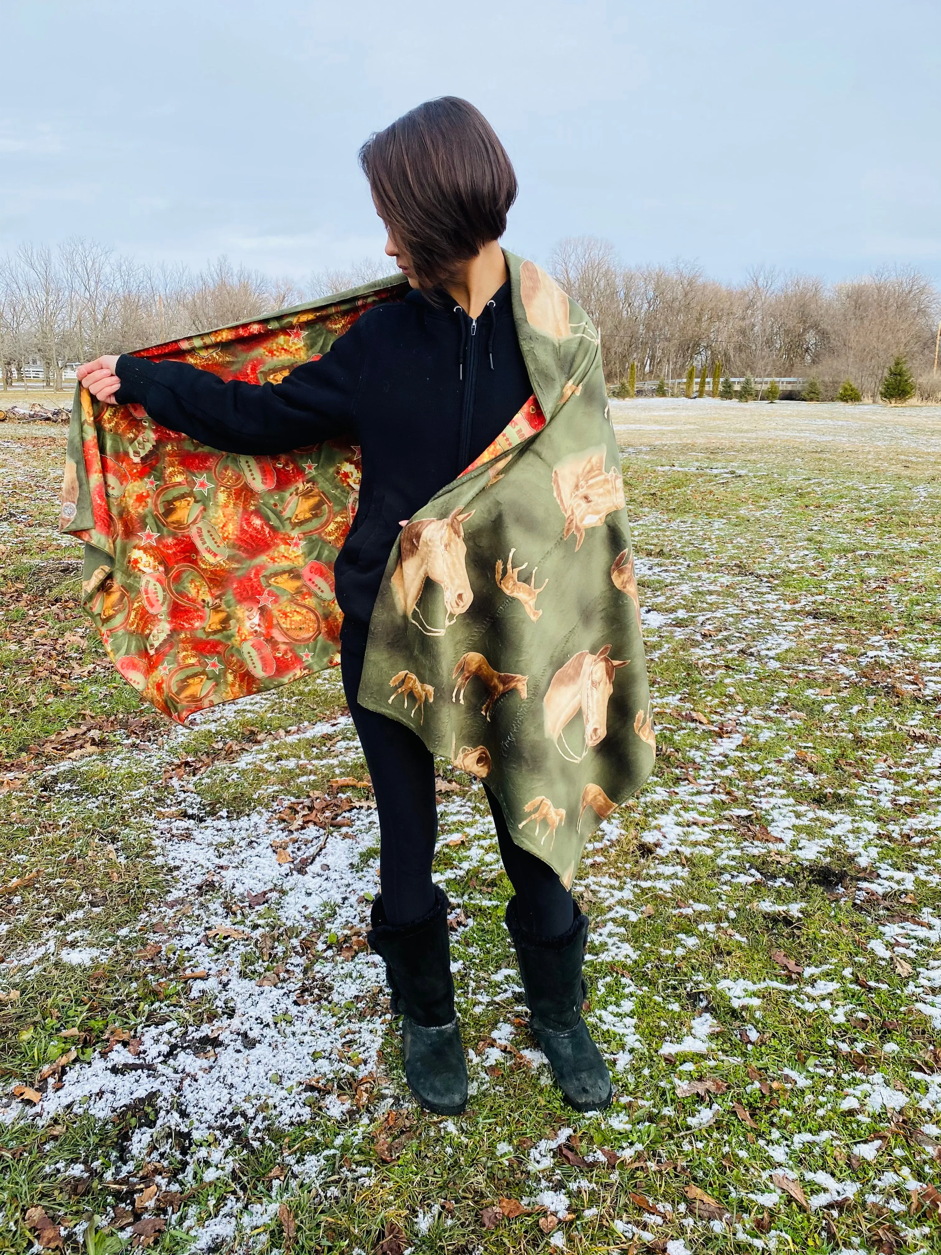 BLANKETS/SHAWL