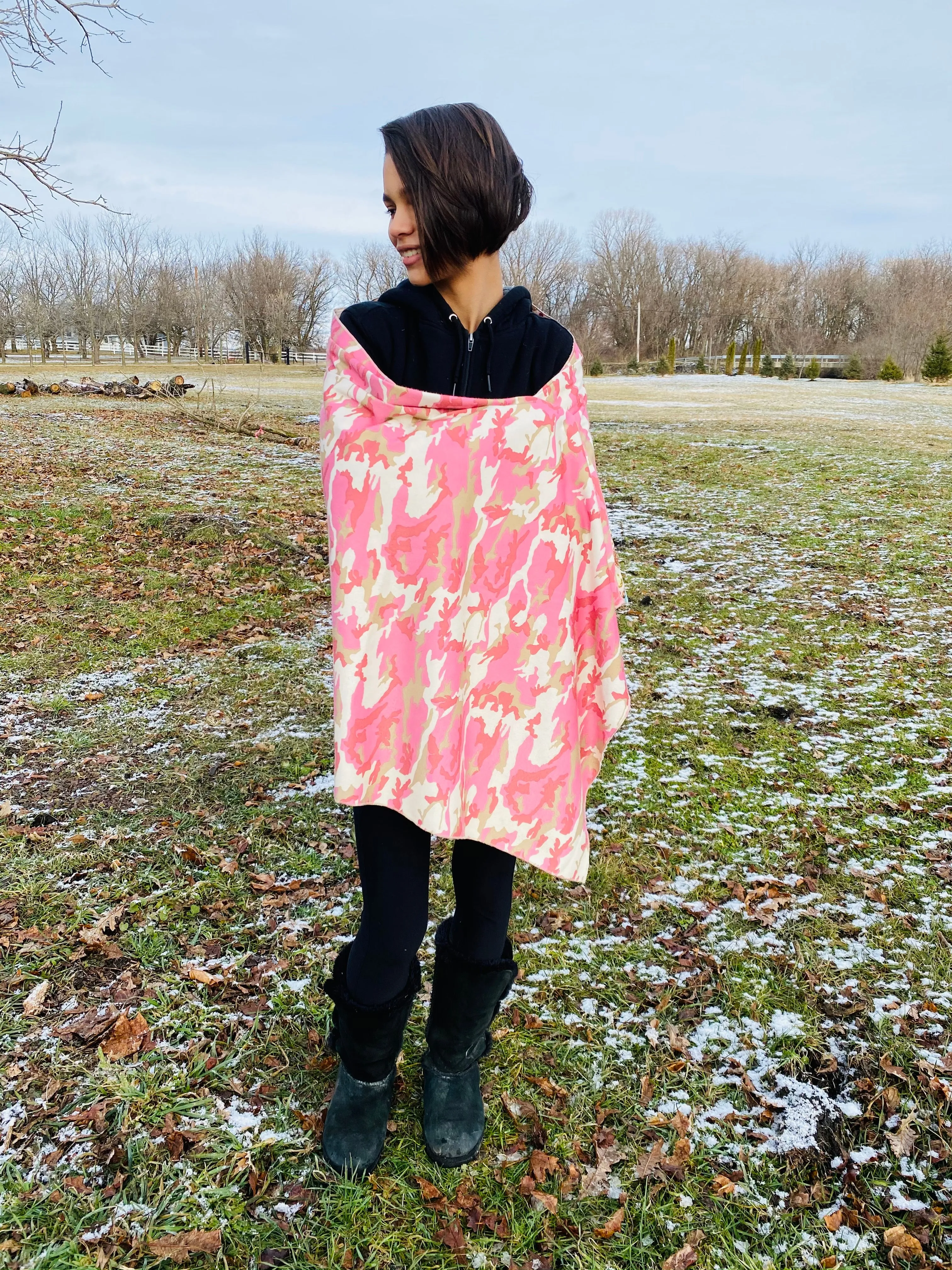 BLANKETS/SHAWL