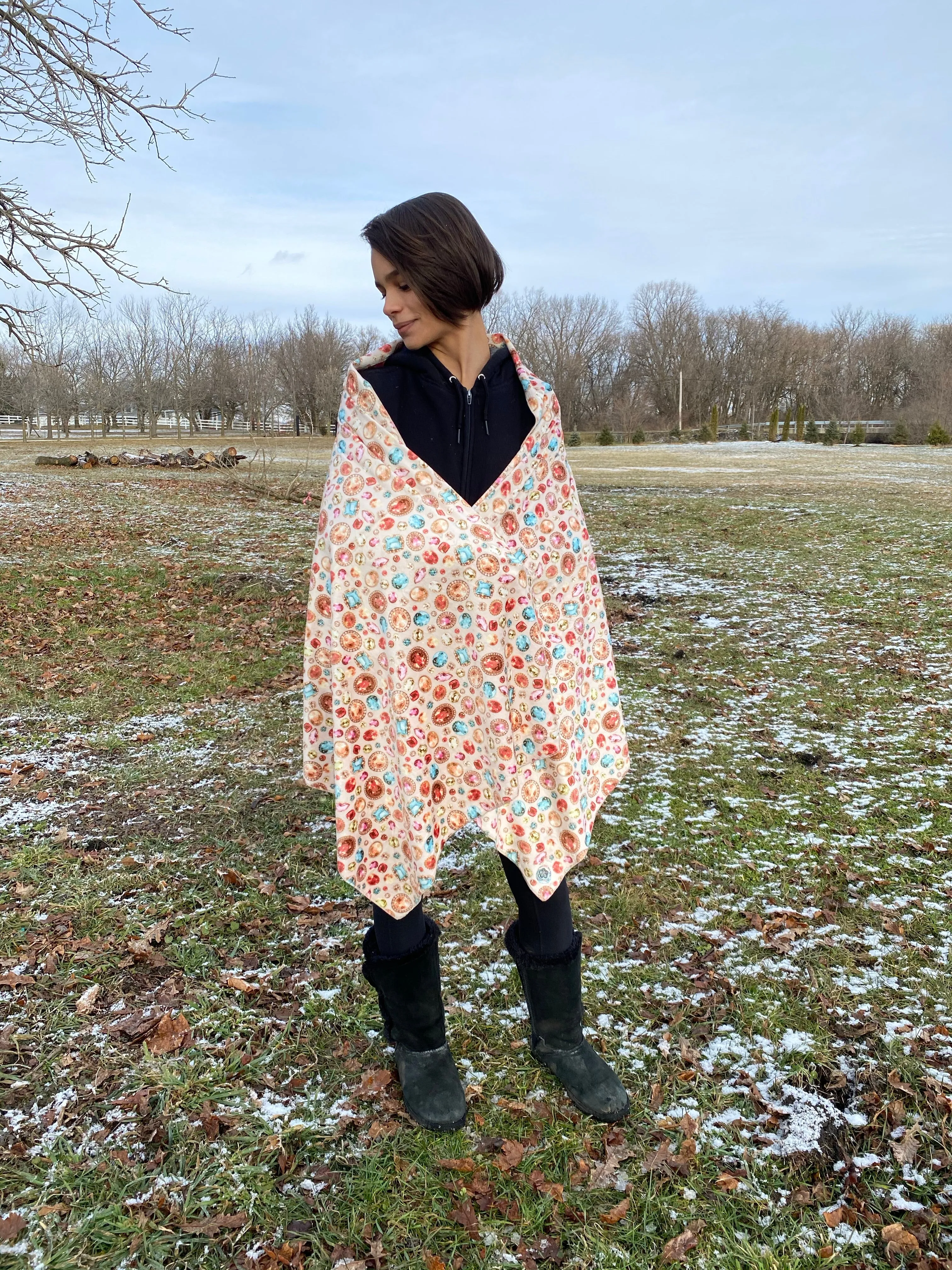 BLANKETS/SHAWL