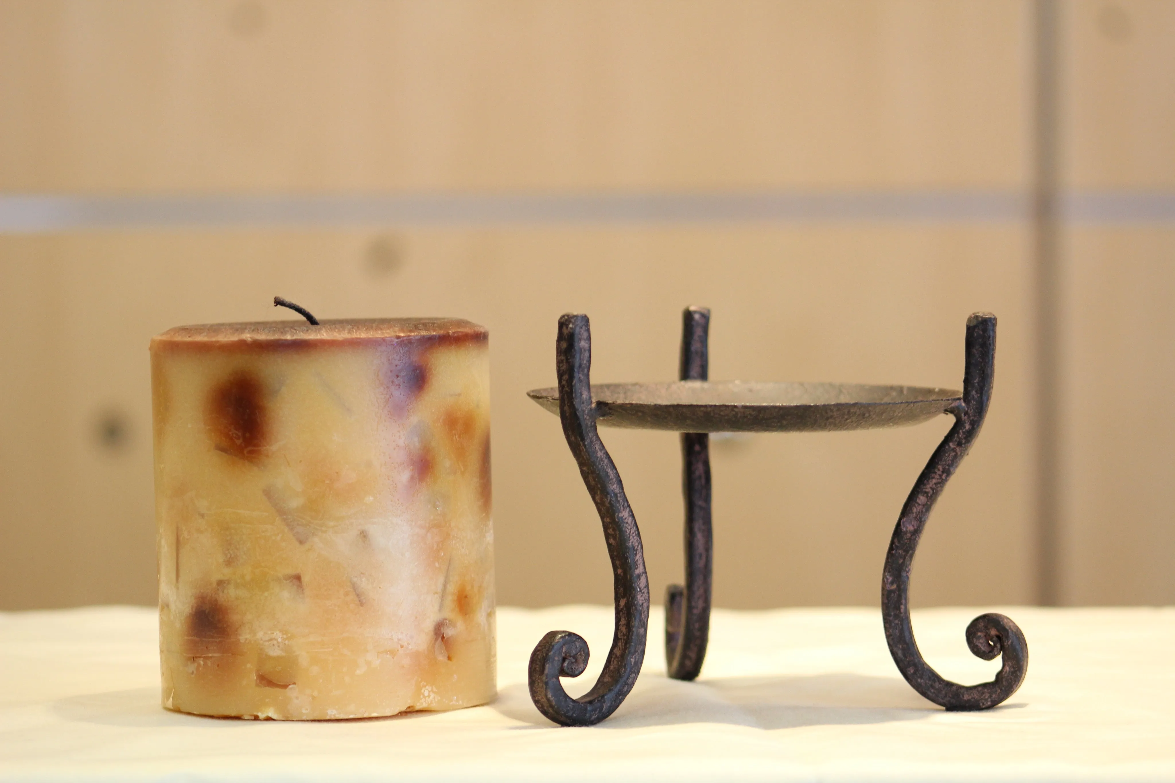Candle Holder | Medium Metal Candle Holder
