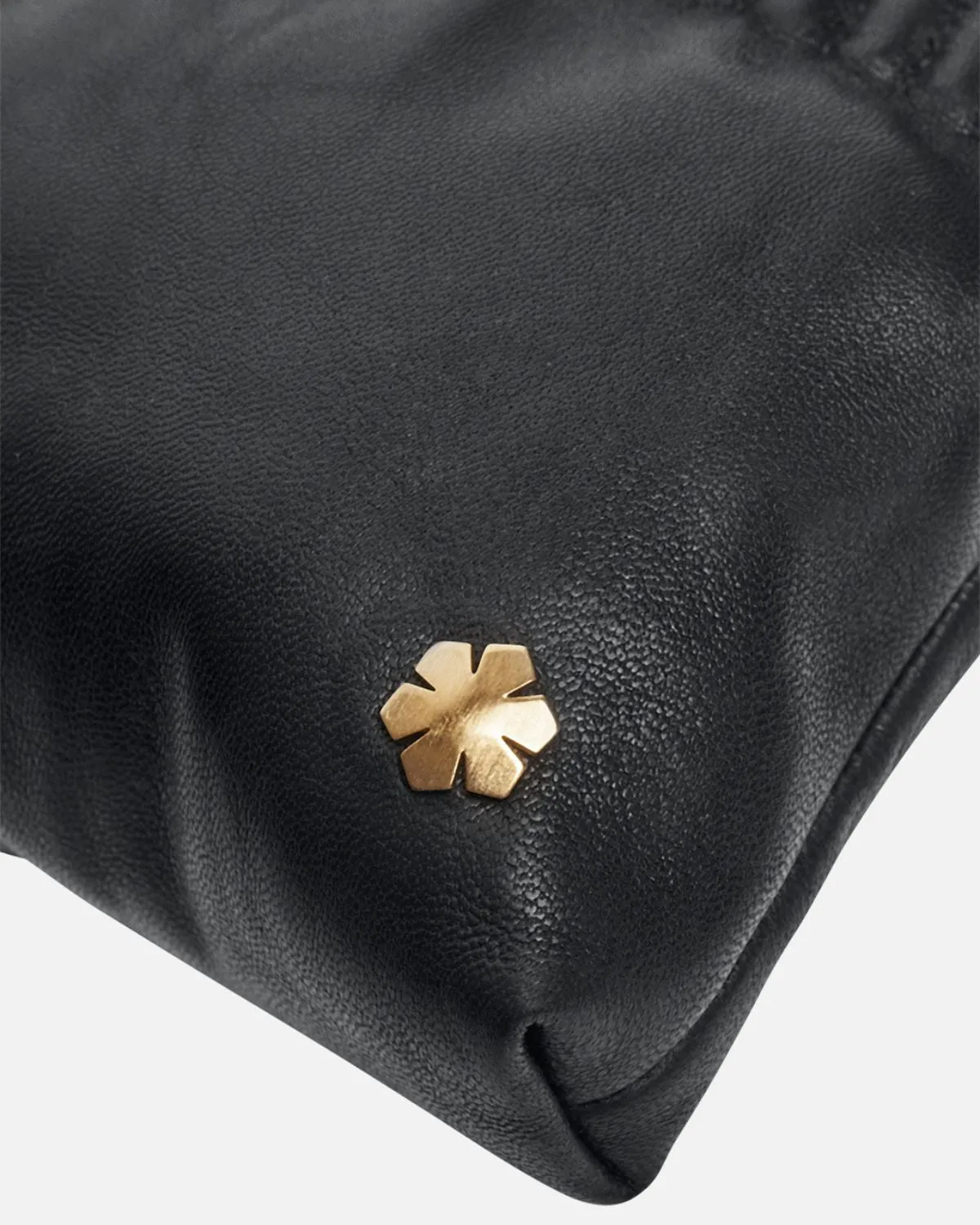 CECILIA POUCH