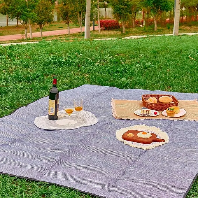 Grey Picnic Blanket with Strap, 60'' x 80'' Sandproof Beach Mat with Storage Bag, Waterproof Outdoor Blanket for Travel Camping Park Beach, Machine Washable (Grey)