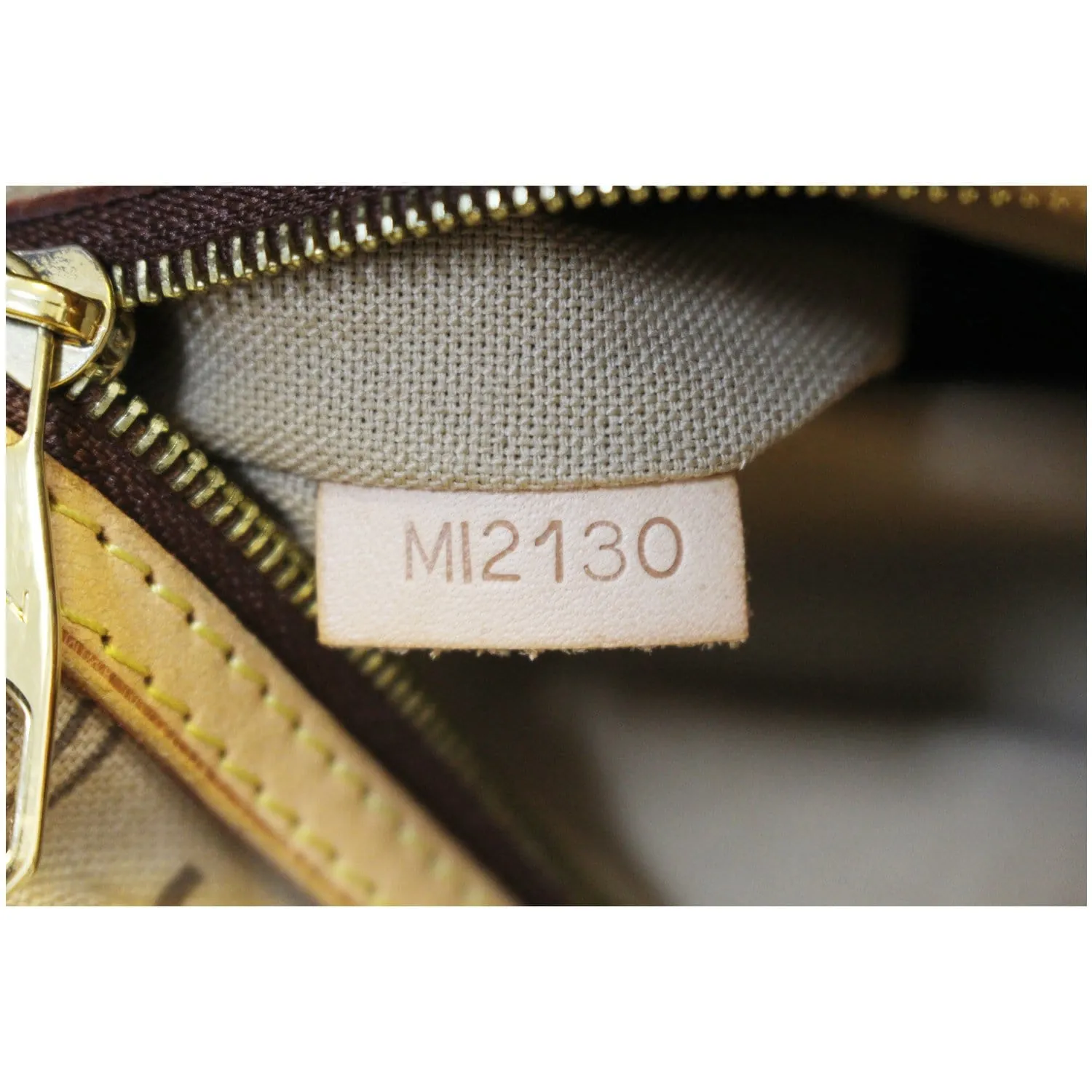 LOUIS VUITTON Delightful GM Monogram Canvas Shoulder Bag