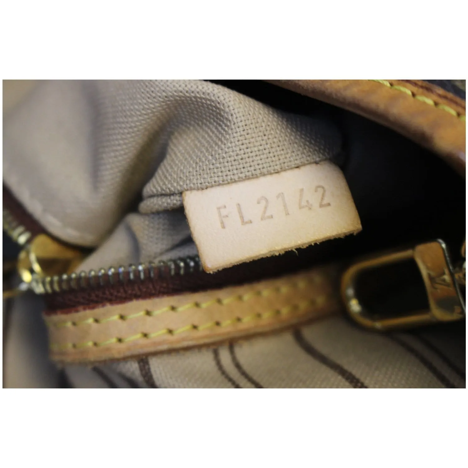 LOUIS VUITTON Delightful MM Monogram Canvas Tote Shoulder Bag