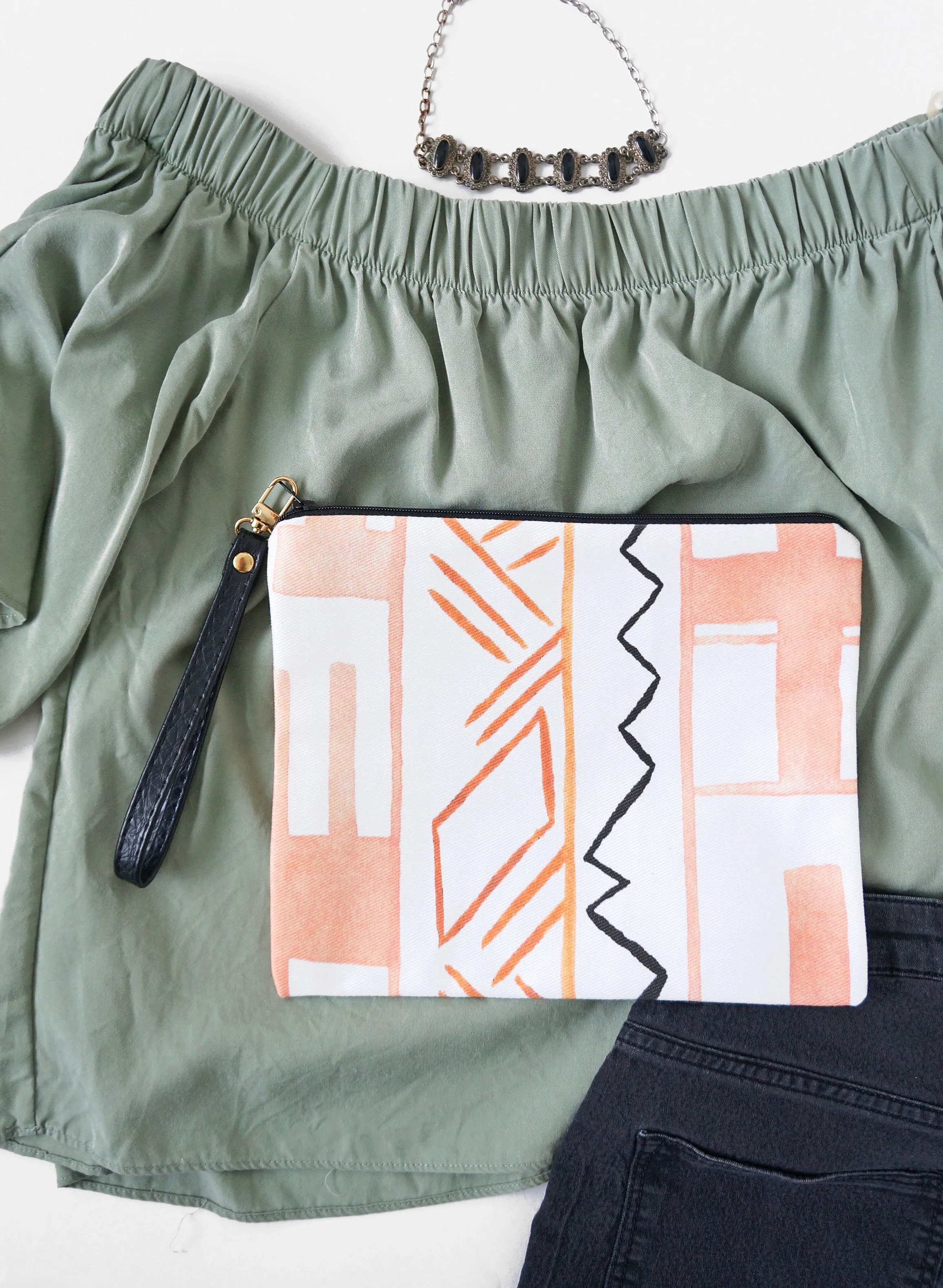 Maya Clutch