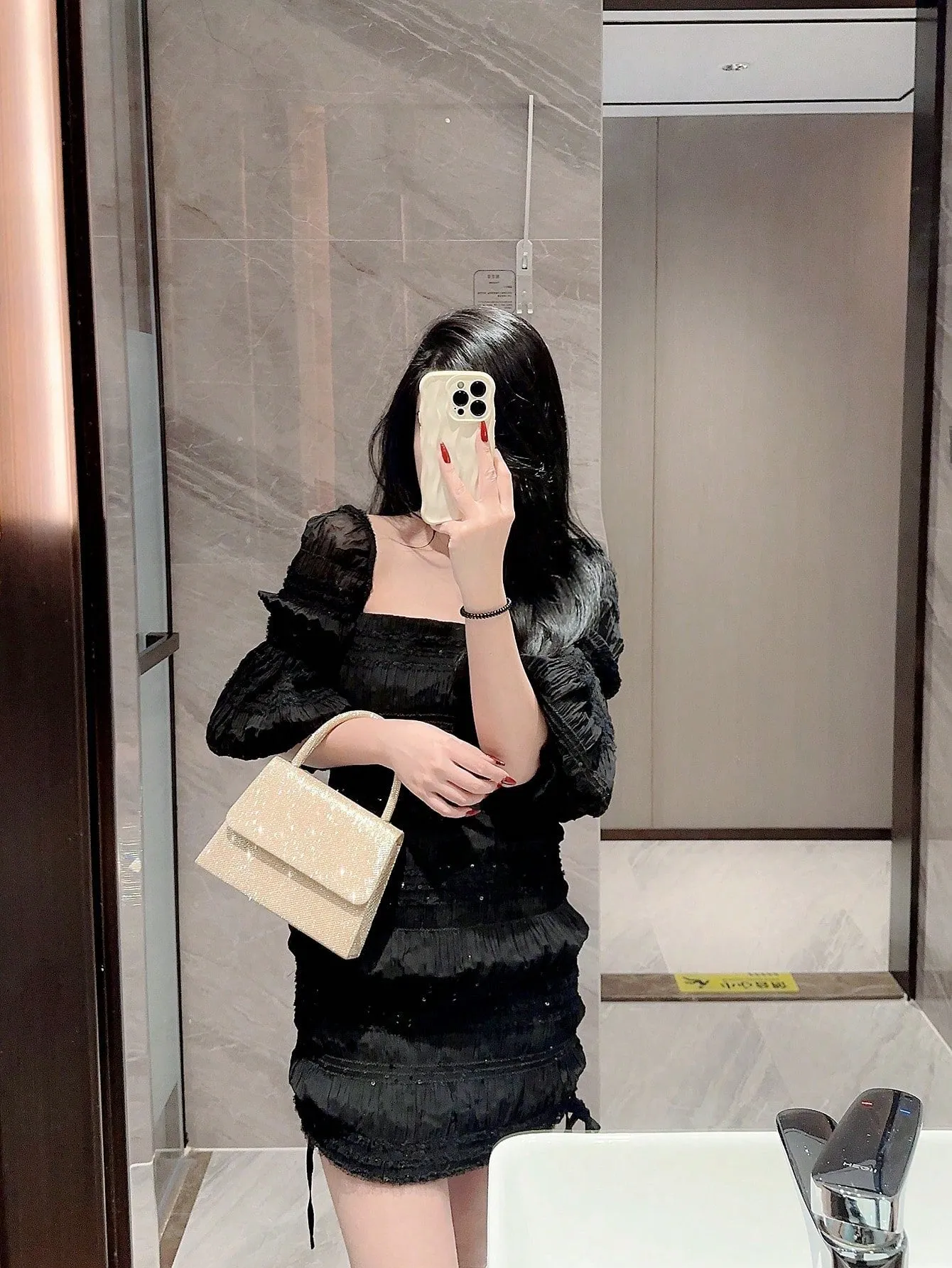 Mini Glitter Glamorous Chain Strap Square Bag - Gold