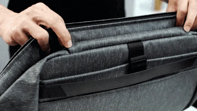 NIID Cache Hybrid Sling Pack