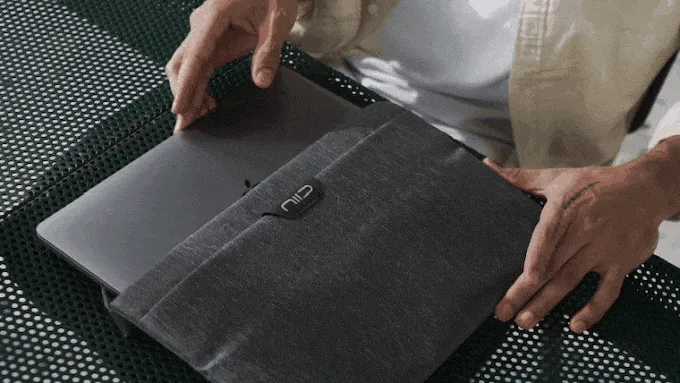 NIID Cache Hybrid Sling Pack