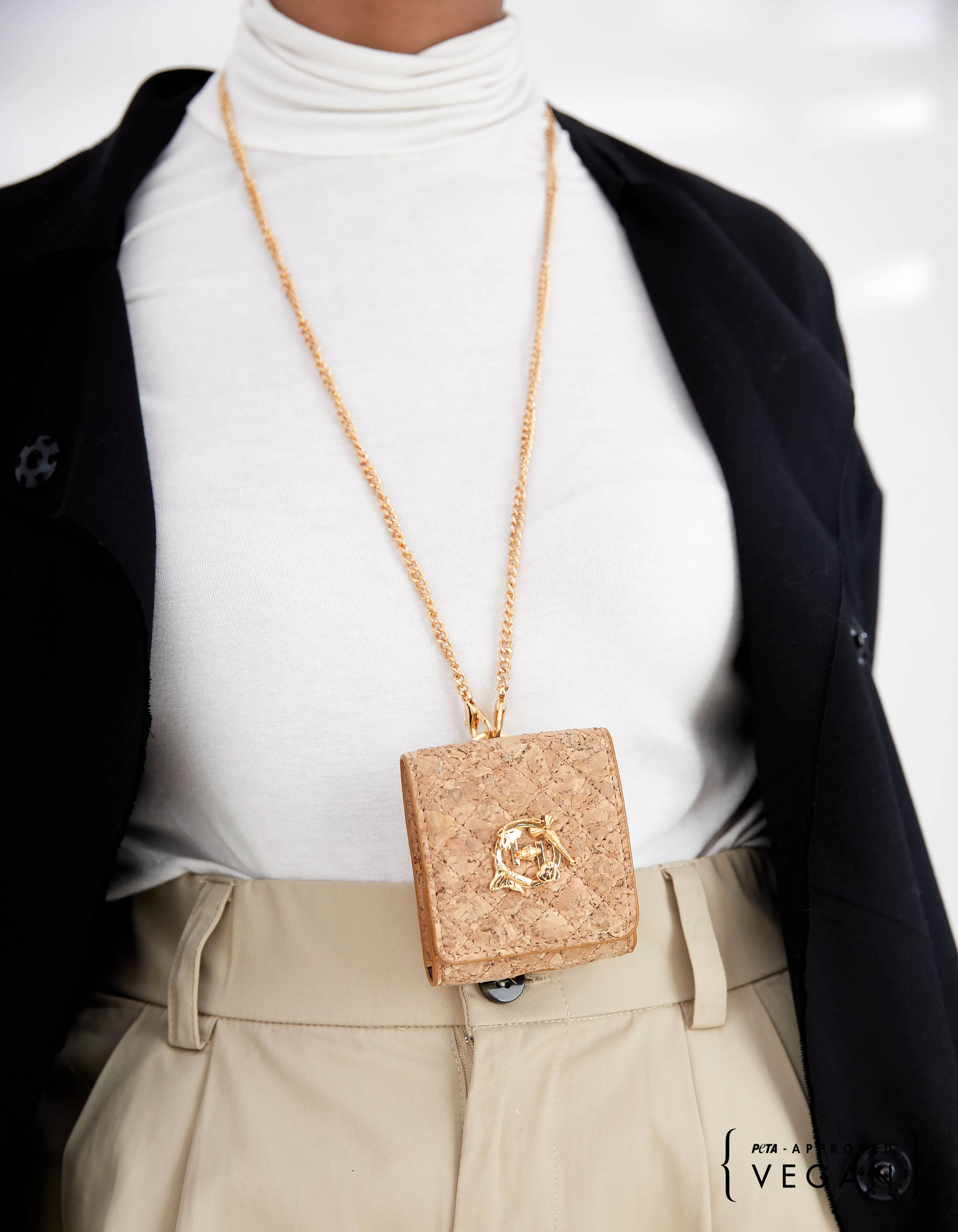 Outhouse   -   OH V Birdy The Oh V Birdy Airpods Case - Beige Cork