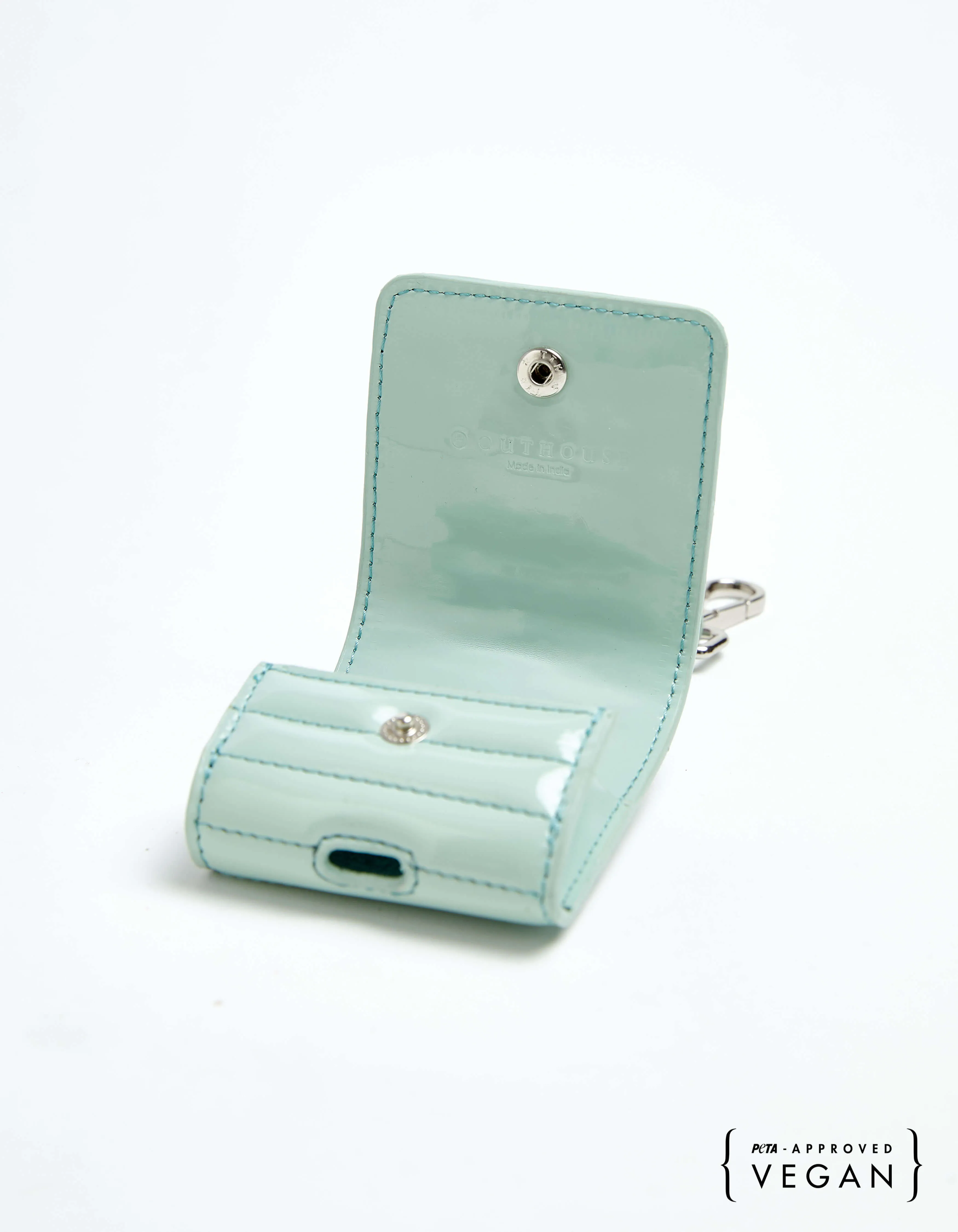 Outhouse   -   OH V Birdy The Oh V Birdy Airpods Case - Mint Green