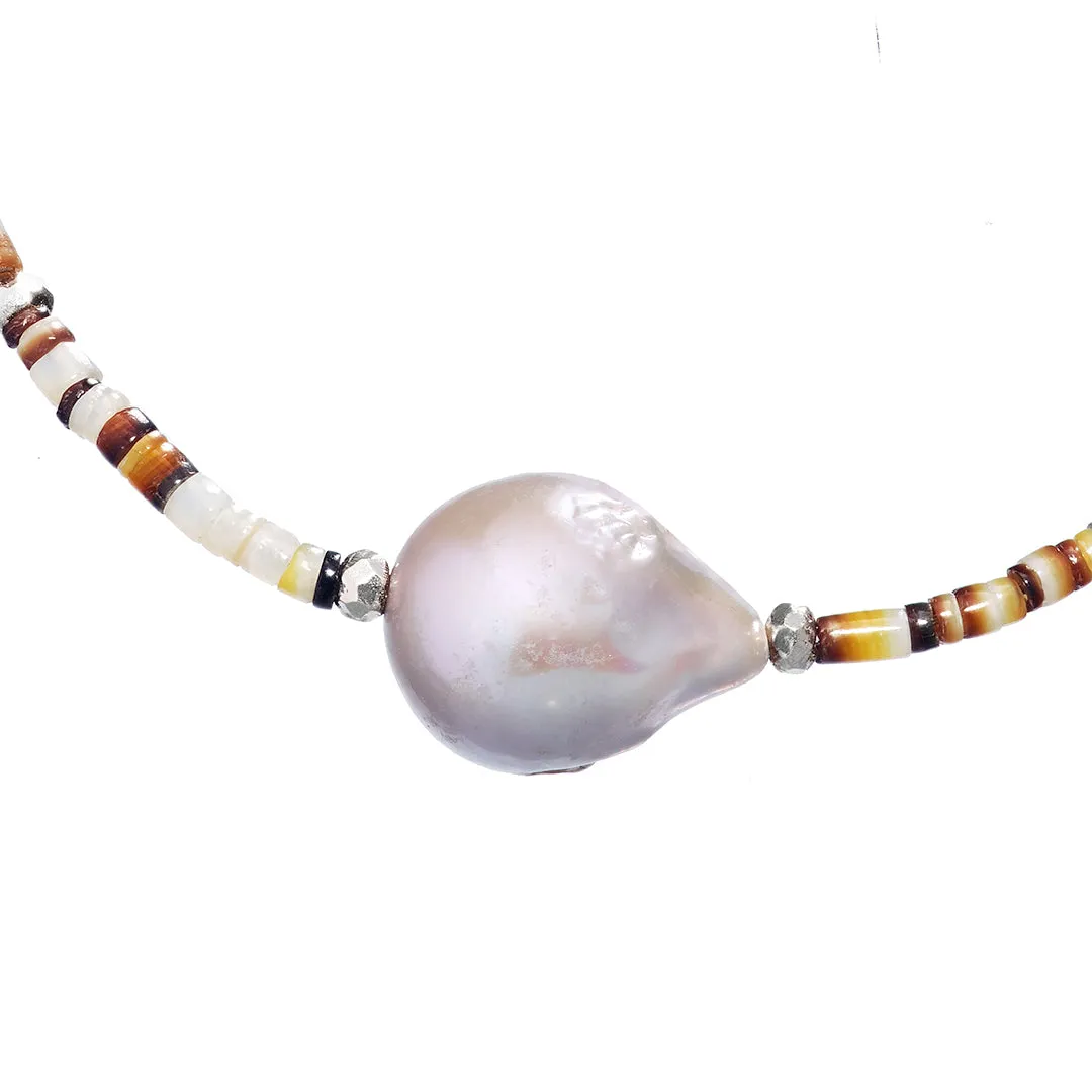 Shell Beaded Necklace with Freshwater Pearl